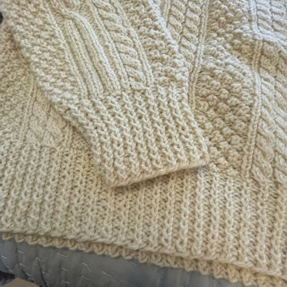 John Malloy Ararat Ltd Donegal Irish sweater bought in Bermuda. The real deal. - Picture 4 of 14